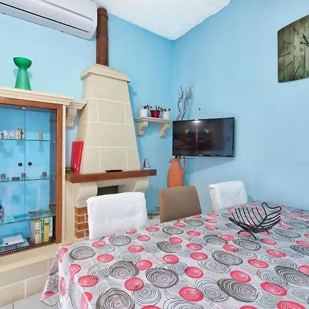 119/4 - Sea View - 3 Bedrooms Appartement *