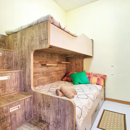 119/4 - Sea View - 3 Bedrooms *