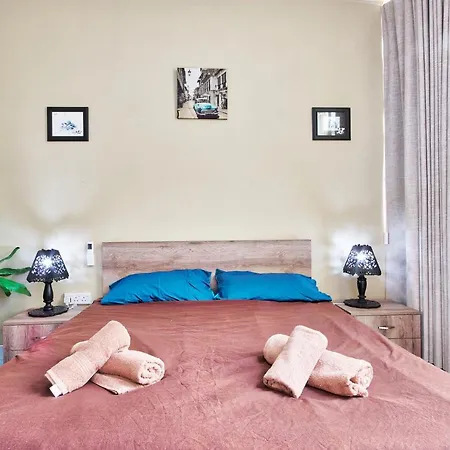 119/4 - Sea View - 3 Bedrooms