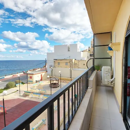 Apartment 119/4 - Sea View - 3 Bedrooms Xghajra