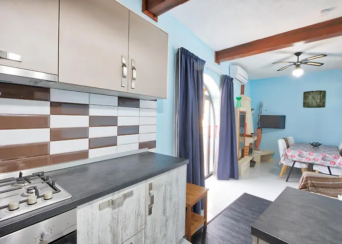 119/4 - Sea View - 3 Bedrooms * Xghajra