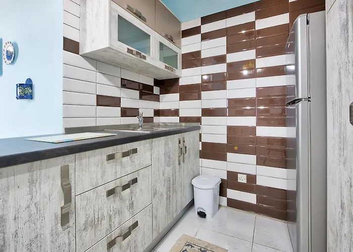 119/4 - Sea View - 3 Bedrooms